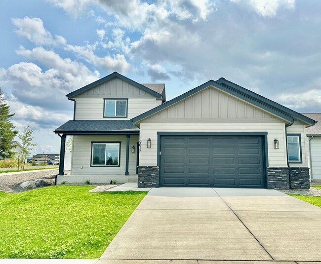 Newly Built 4-Bedroom Home | Chef’s Kitche... - Newly Built 4-Bedroom Home | Chef’s Kitche...