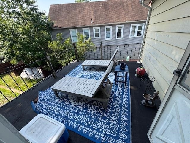 Photo - 166 Rochelle Ave