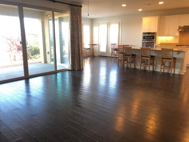 Photo - Stunning 4-Bedroom Home in the Desirable G...