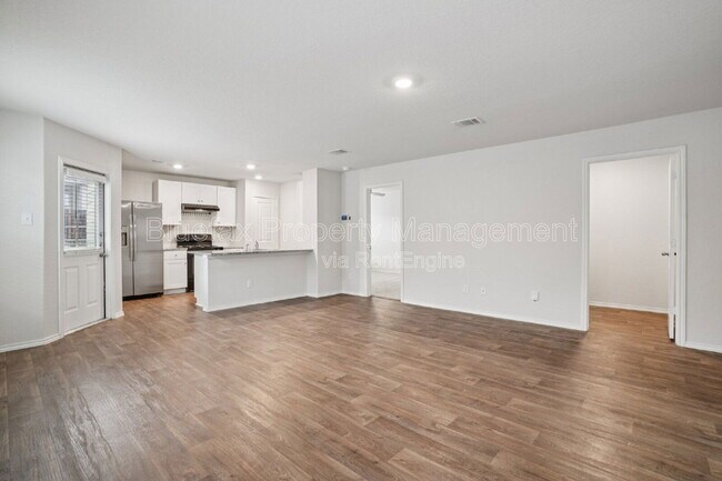 Photo - 3322 Stoney Knoll