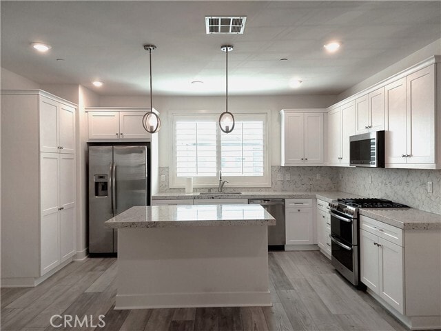 Photo - 18289 Iris Ln
