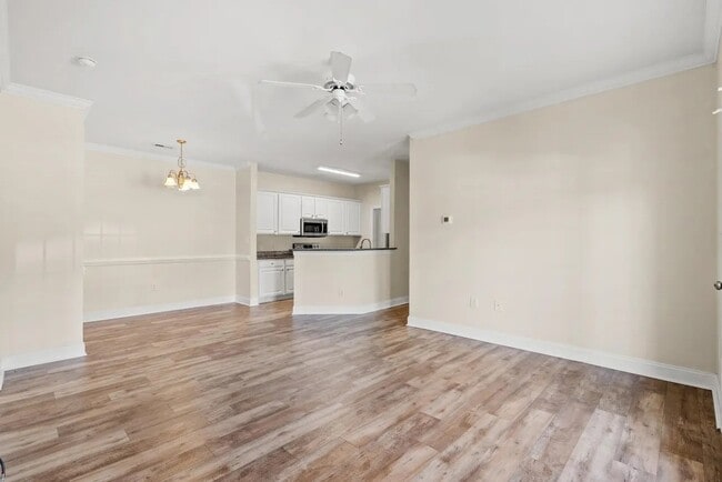 Photo - 2057 Silvercrest Dr Unit 12B
