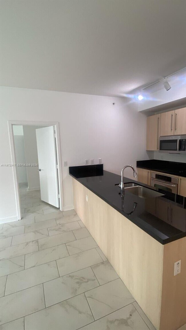 Photo - 1111 SW 1st Ave Unit 2016-N