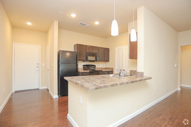 2BR, 2BA - 1000SF - B1