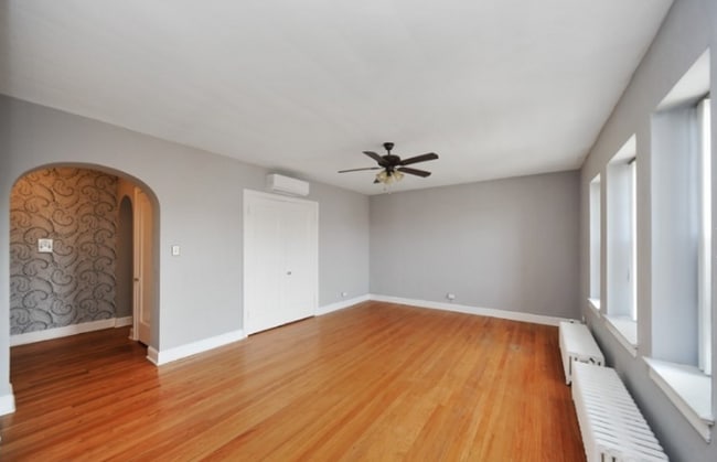 Photo - 650 Central Ave Unidad Studio