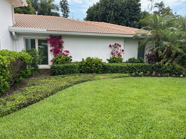 Photo - 5120 Crayton Pl S Unidad Off Season