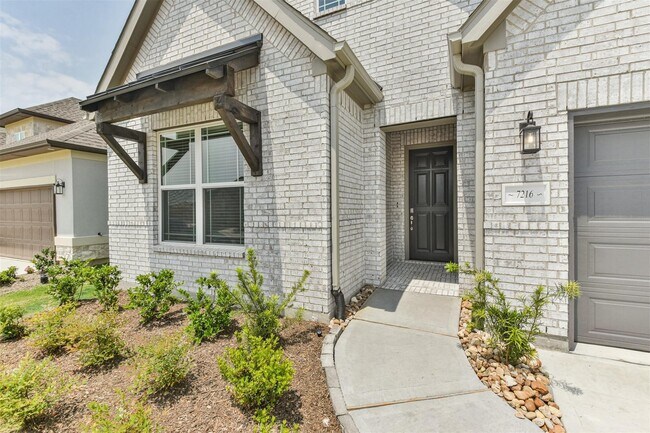 Photo - 7216 Stillmeadow Grv Dr
