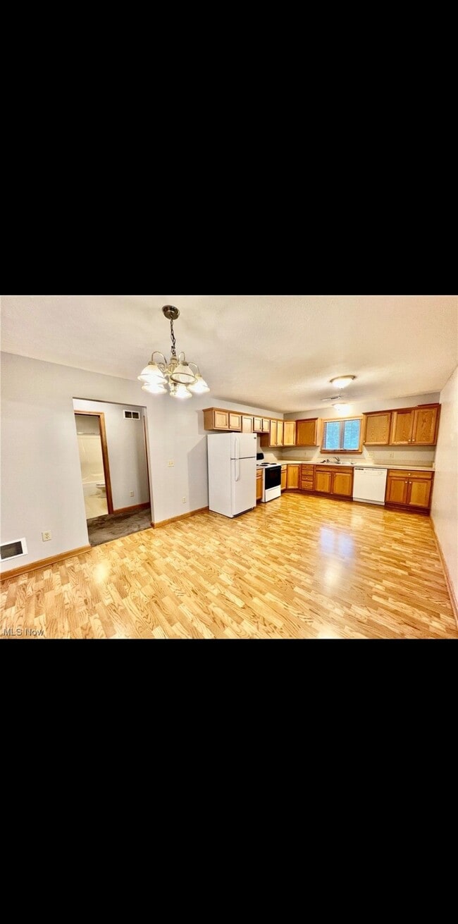 Photo - 2919 Cliftmont Ave NE Unit 2919