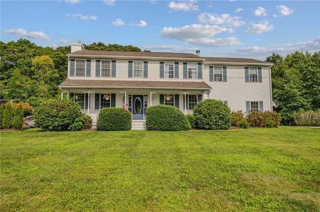 Building Photo - 133 Winnapaug Rd