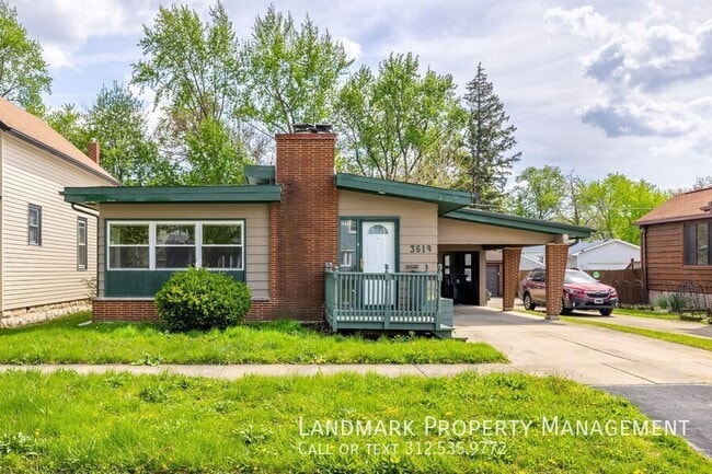 Building Photo - 3619 216th Pl