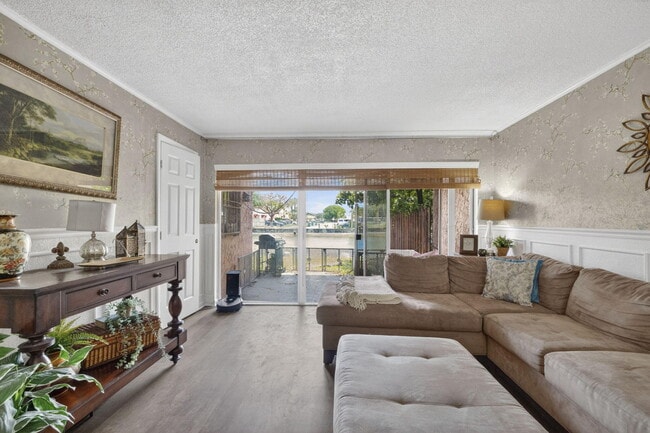 Photo - 5617 NW 16th St