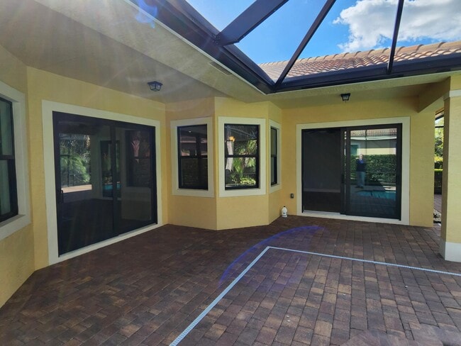 Photo - 2095 NW Diamond Creek Way
