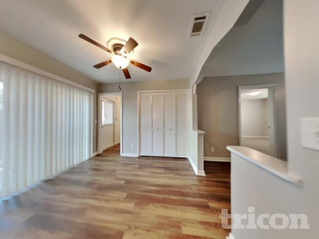 Photo - 702 Falkirk Ave