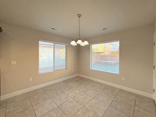 Photo - 3 bed, 2 bath home with 2 car garage