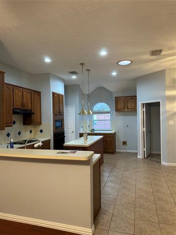 Photo - 1736 Marian Ln