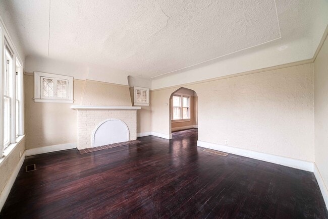 Photo - 17195 Northlawn St Unit 2 Upper- V 5/1/26 (T)
