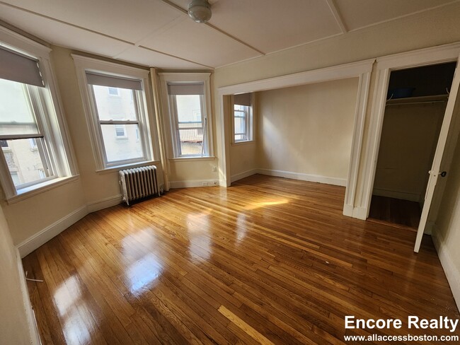 Photo - 1175 Boylston St Unidad 11