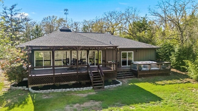 Photo - 8052 Perry Ln