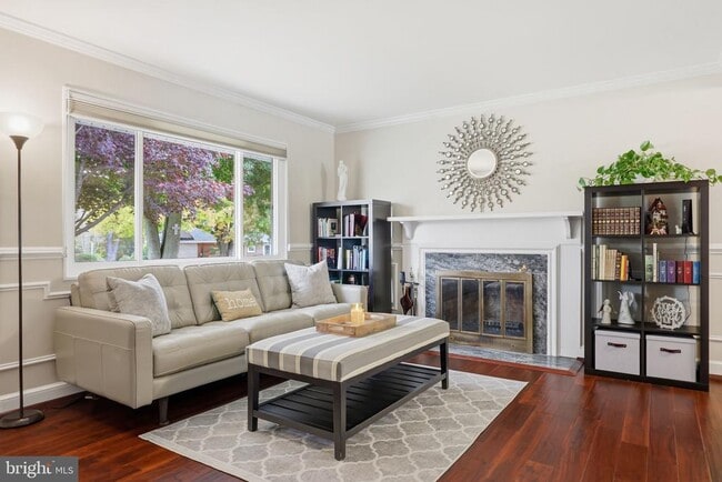 Photo - 7137 Murray Ln