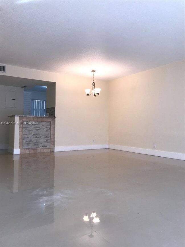 Photo - 3100 Riverside Dr Unit 108