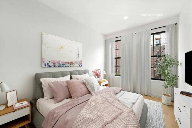 Photo - 80 Maiden Ln Unit 703