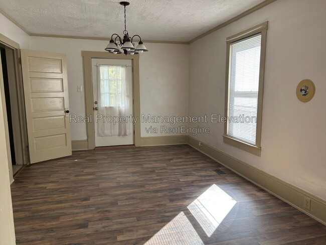 Photo - 275 Gore Rd