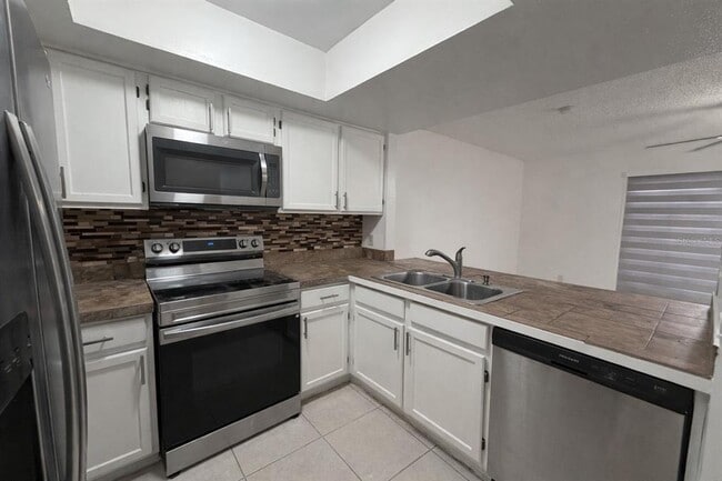 Photo - 2428 Summerfield Pl