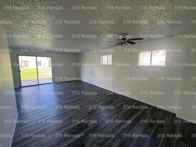 Photo - $850- 2 bed 1 bath - Townhomes