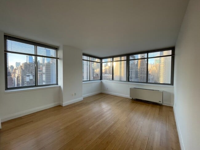 Photo - 50 W 30th St Unidad 7Z