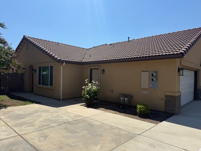 Photo - 244 Burrel Dr