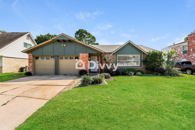 10923 Sageyork Dr, Houston, TX 77089 - 10923 Sageyork Dr, Houston, TX 77089 House