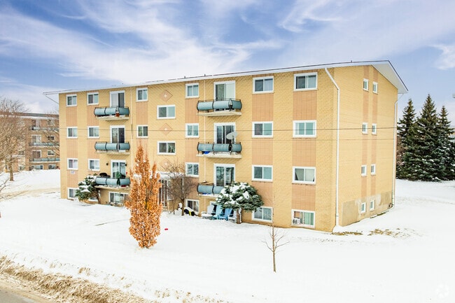 Building Photo - 317-337 Home St