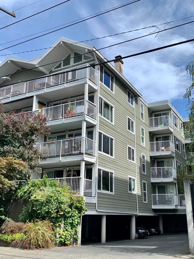 Capitol Hill Condo - Capitol Hill Condo
