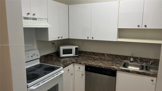 Photo - 3100 Coral Springs Dr Condominio Unidad 1E