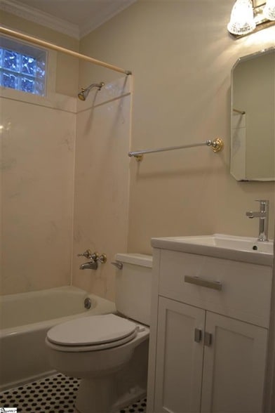 Building Photo - 40 Lanneau Dr