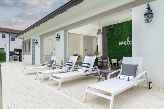 Photo - 711 Del Vista Rd