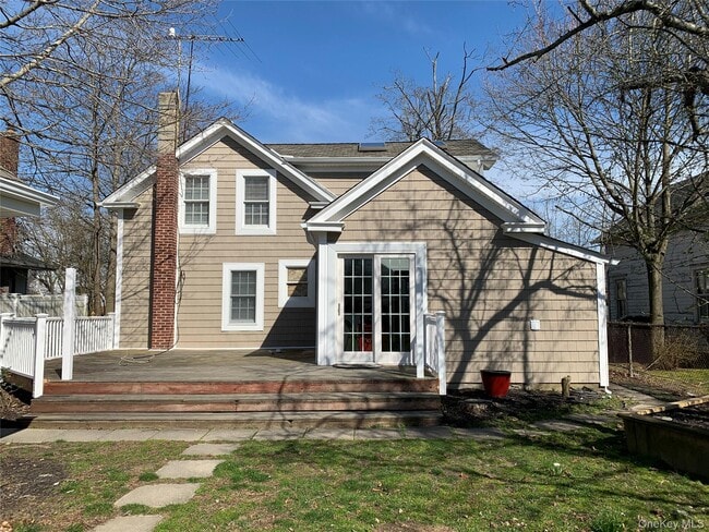 Photo - 74 Tyler Ave