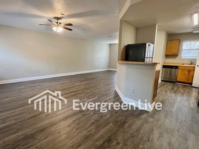 Photo - 105 Pembroke Ct