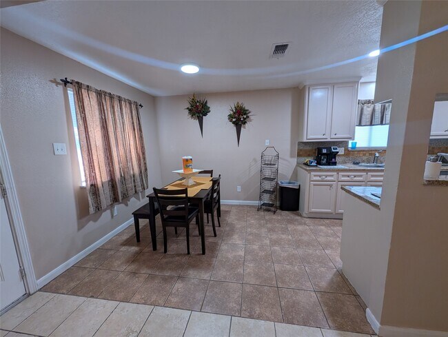 Photo - 3435 Creek Grove Dr