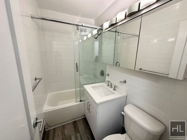 Photo - EAST 35 STREET Unit 2I