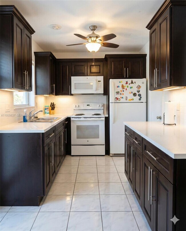 Photo - 2230 Jackson St Unit 1W