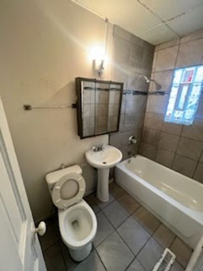 Photo - 2421 S 5th Pl Unit 2421 S 5th Pl #4