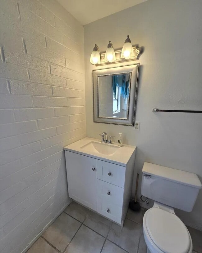 Photo - 303 S Paseo Madera