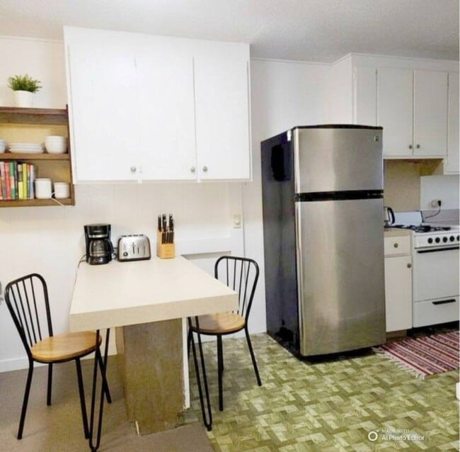 19 Loulu Ln Unit B