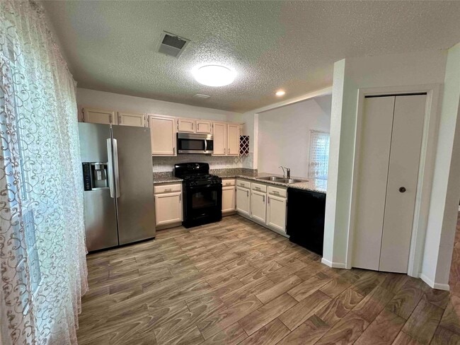 Photo - 21418 Park Bishop Dr