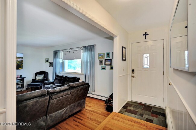 Photo - 855 Derry Dr