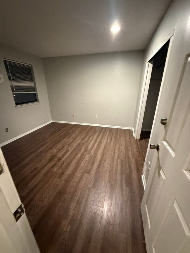 Photo - Great 3 bedroom townhouse available