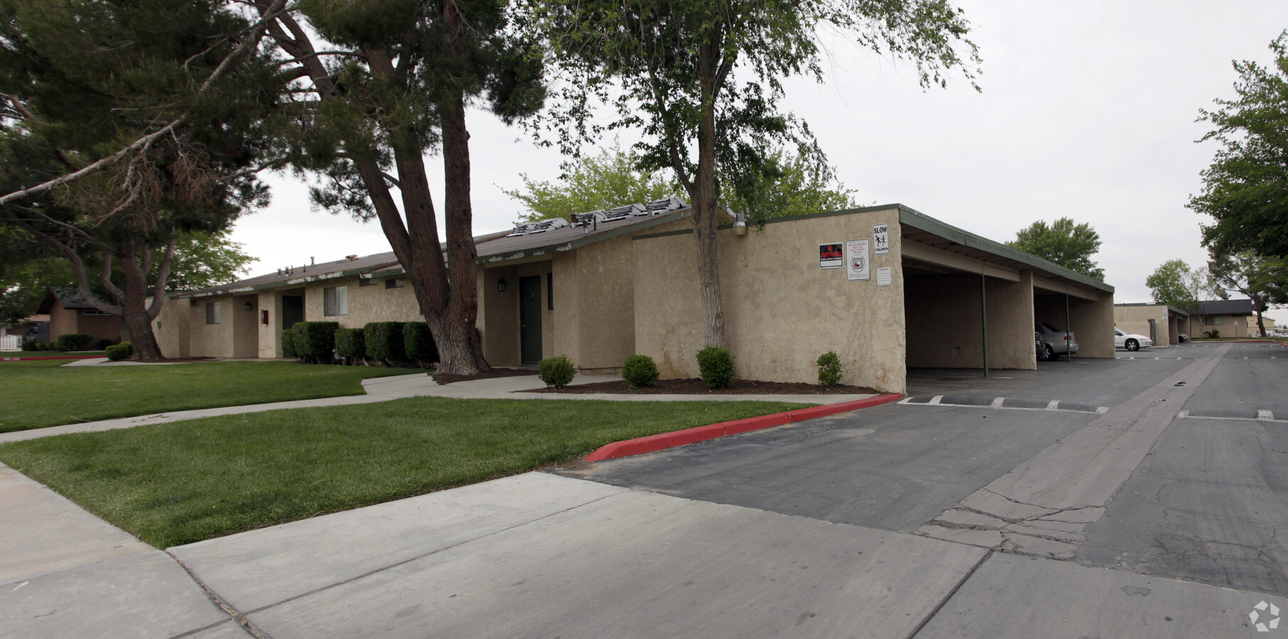 Photo - Desert View Apartments