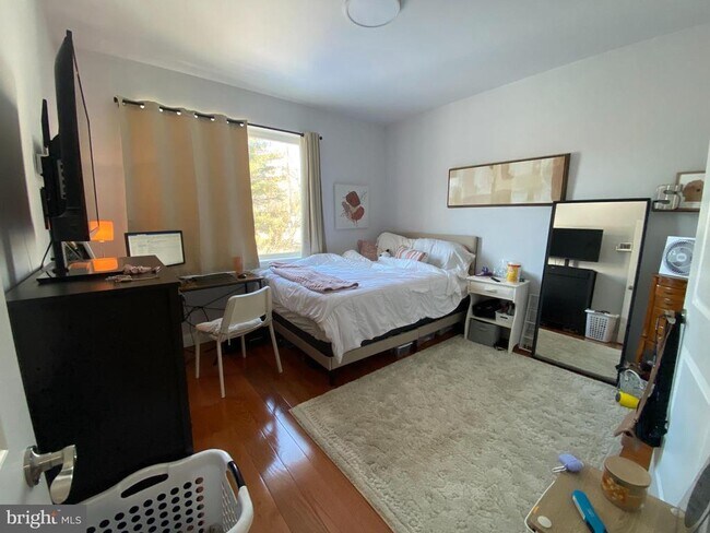 Photo - 634 N 13th St