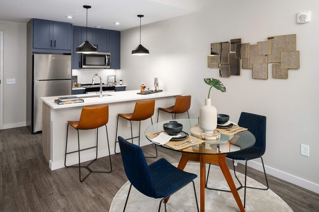 903 Peachtree